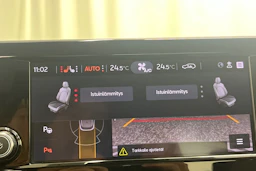 musta SEAT Leon 2024 kuva 17.