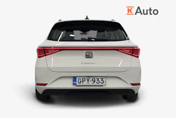 valkoinen SEAT Leon Sportstourer 2024 kuva 3.