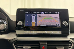 valkoinen SEAT Leon Sportstourer 2024 kuva 16.