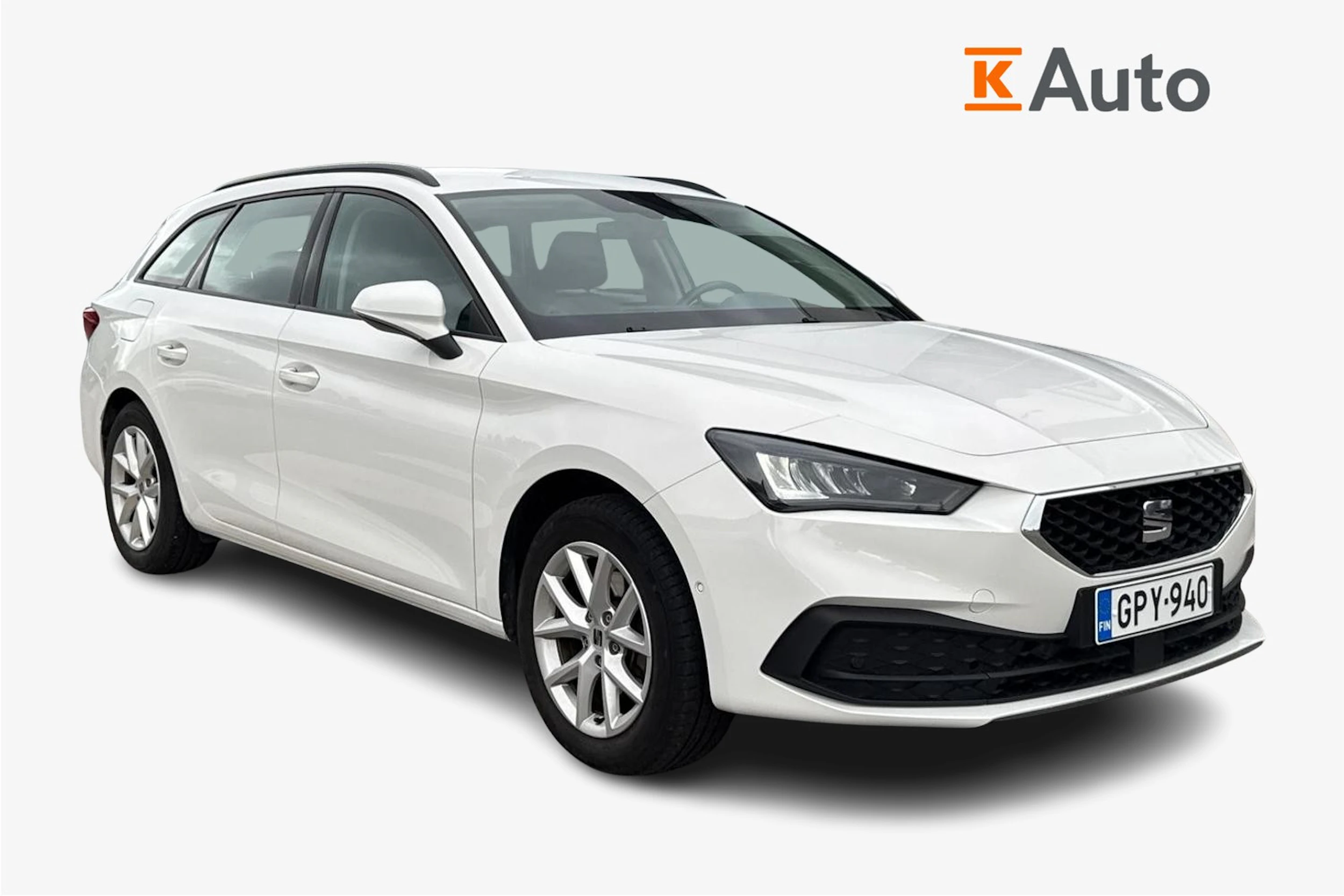 valkoinen SEAT Leon Sportstourer 2024 kuva 1.