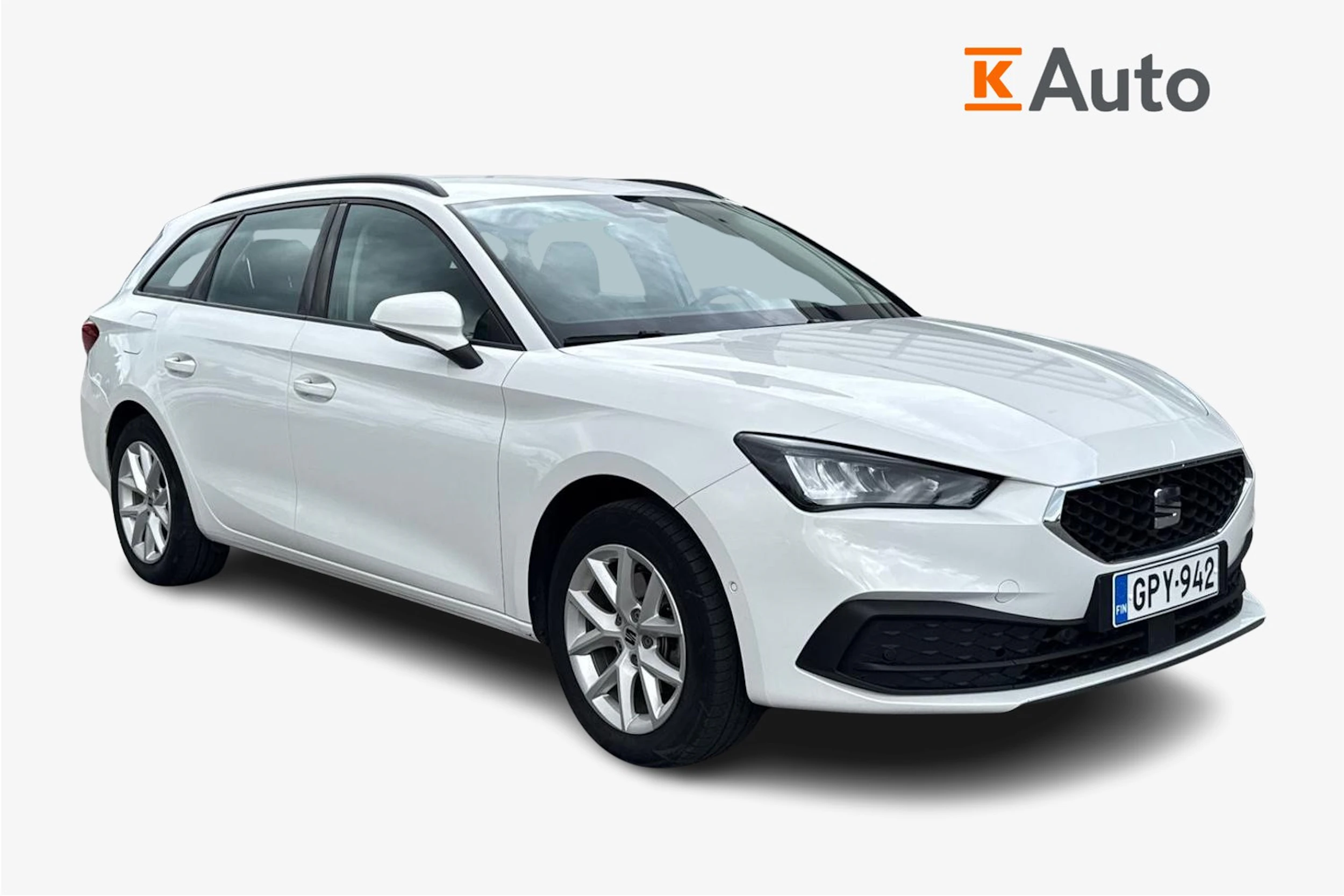 valkoinen SEAT Leon Sportstourer 2024 kuva 1.