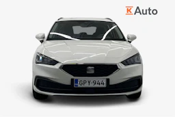 valkoinen SEAT Leon Sportstourer 2024 kuva 4.