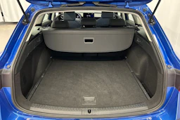 sininen SEAT Leon Sportstourer 2025 kuva 13.