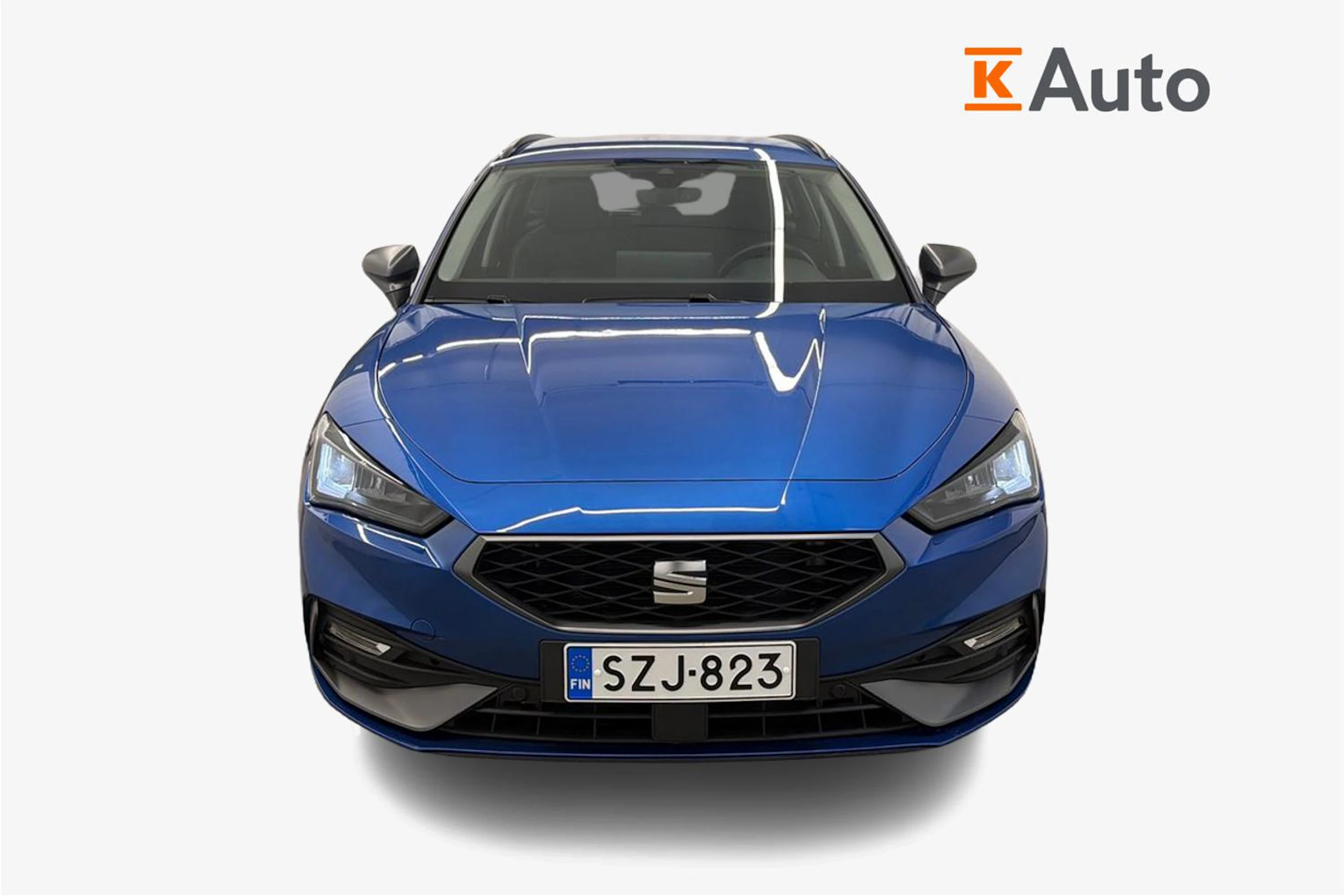 sininen SEAT Leon Sportstourer 2025 kuva 4.