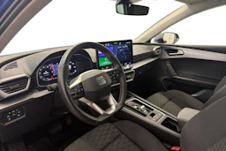 sininen SEAT Leon Sportstourer 2025 kuva 6.