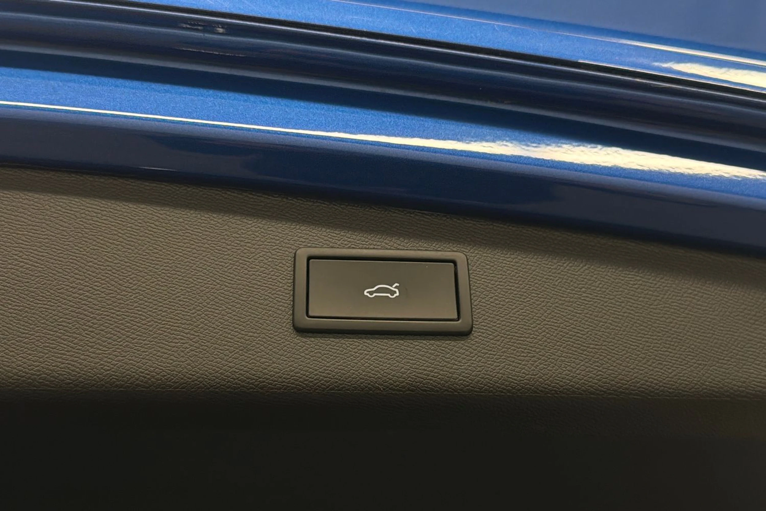 sininen SEAT Leon Sportstourer 2025 kuva 14.