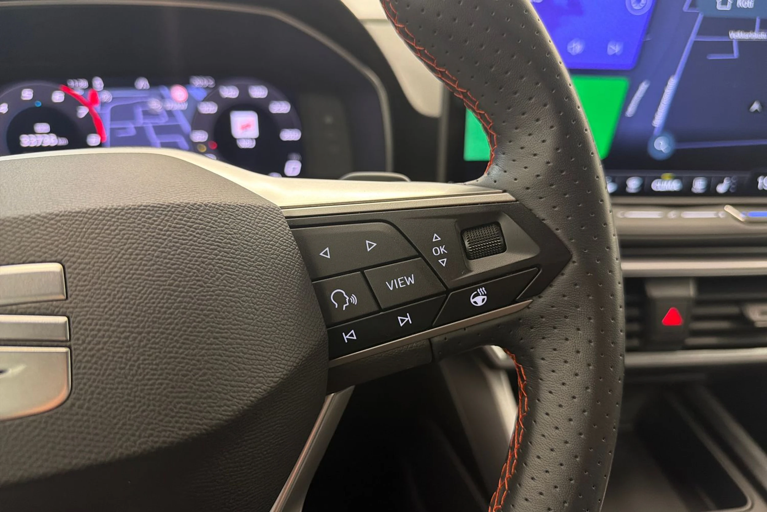 sininen SEAT Leon Sportstourer 2025 kuva 19.