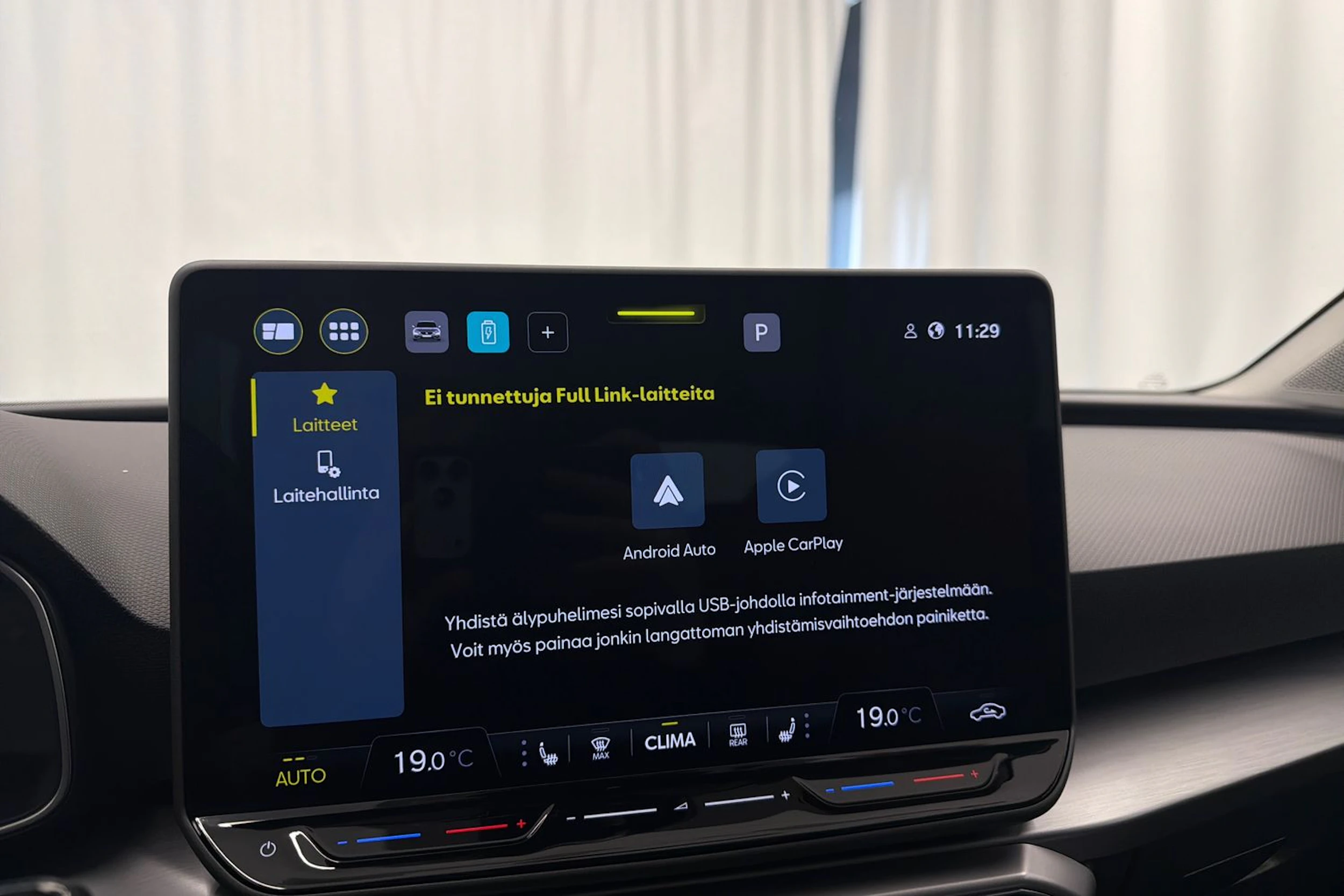 sininen SEAT Leon Sportstourer 2025 kuva 22.