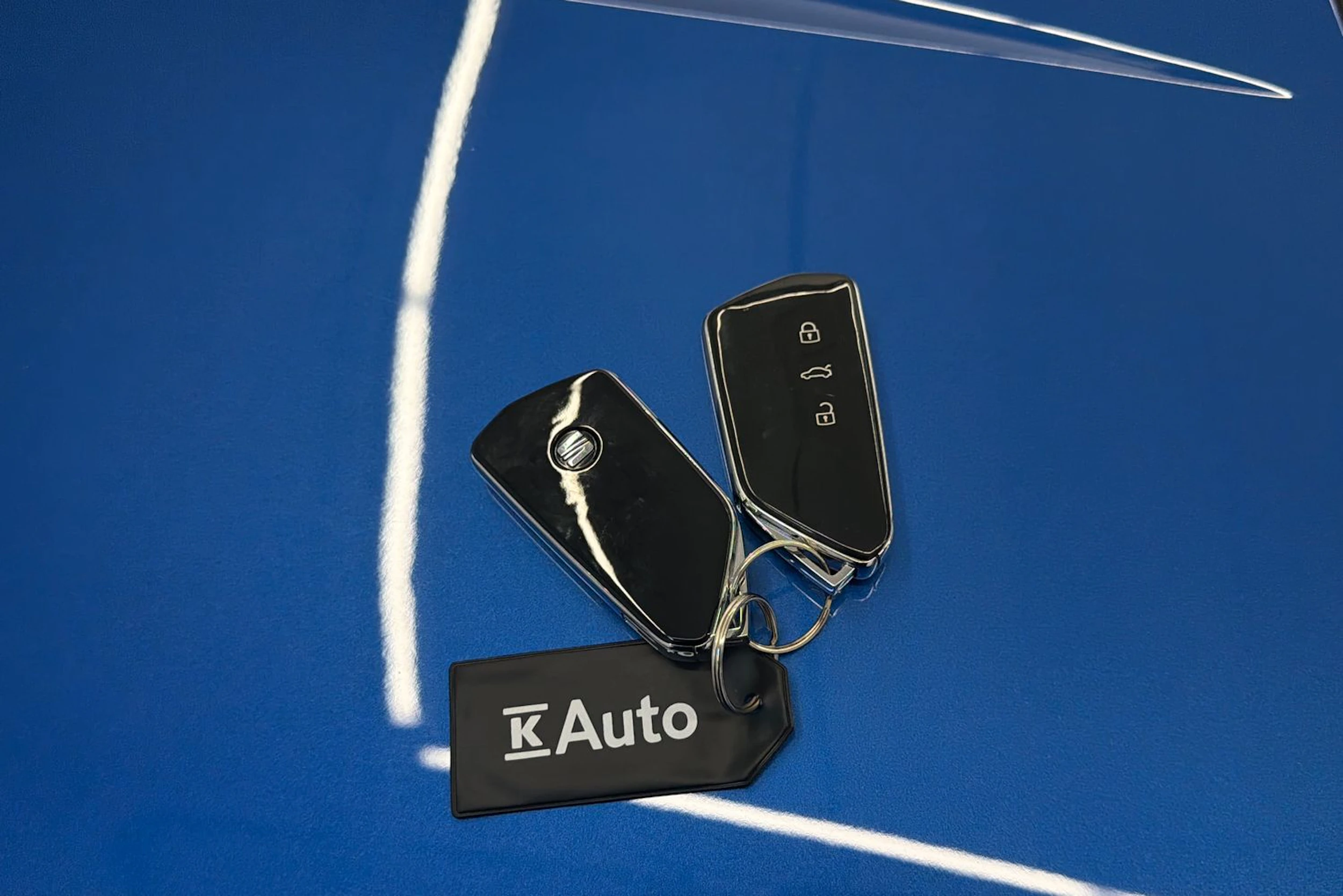 sininen SEAT Leon Sportstourer 2025 kuva 32.