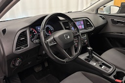 valkoinen SEAT Leon Sportourer ST 2019 kuva 7.