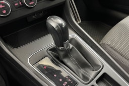 valkoinen SEAT Leon Sportourer ST 2019 kuva 25.