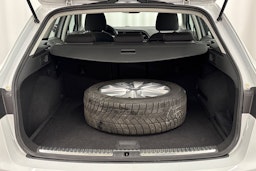 valkoinen SEAT Leon Sportourer ST 2019 kuva 26.