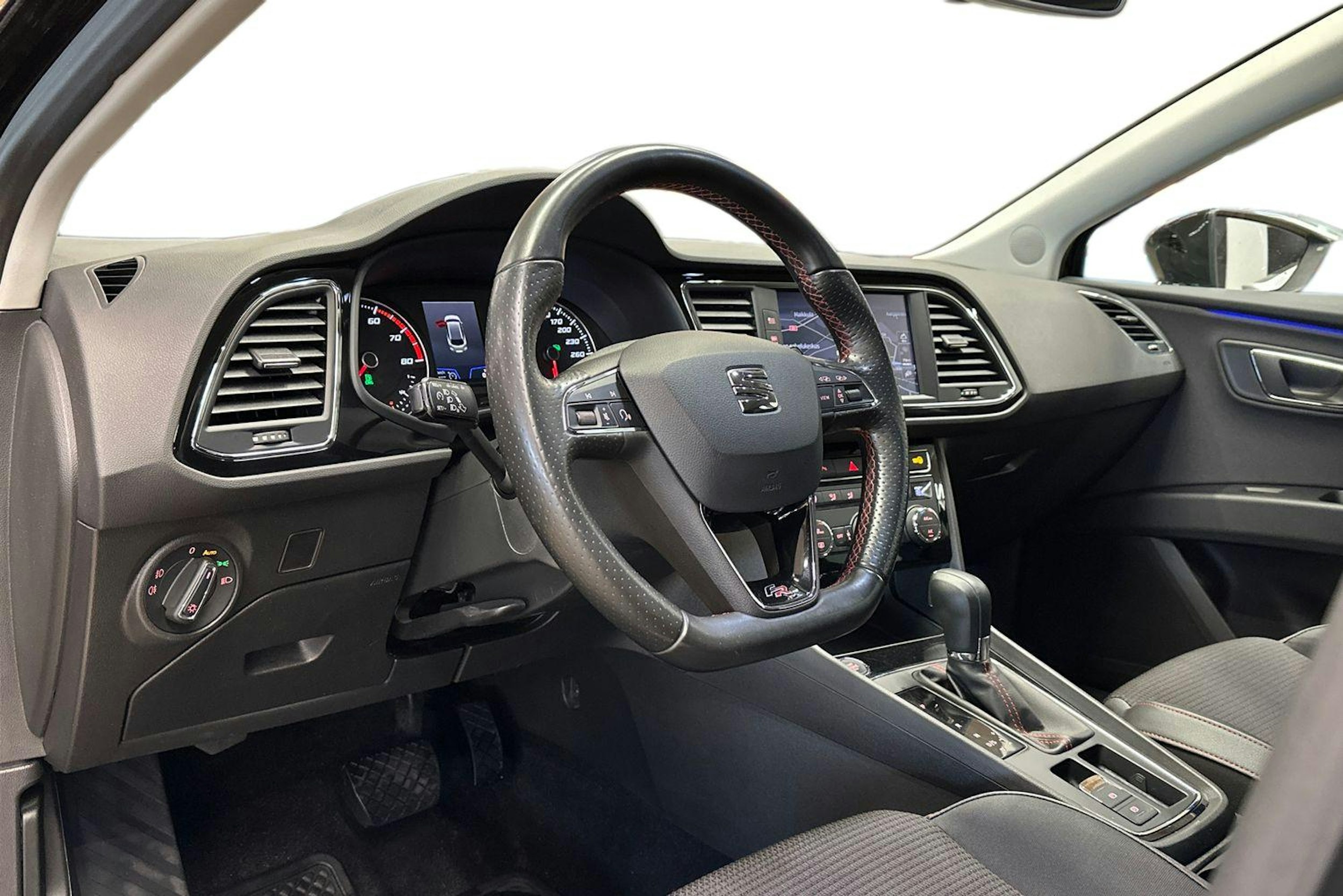 musta SEAT Leon Sportourer ST 2019 kuva 6.
