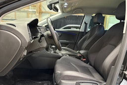 musta SEAT Leon Sportourer ST 2019 kuva 14.