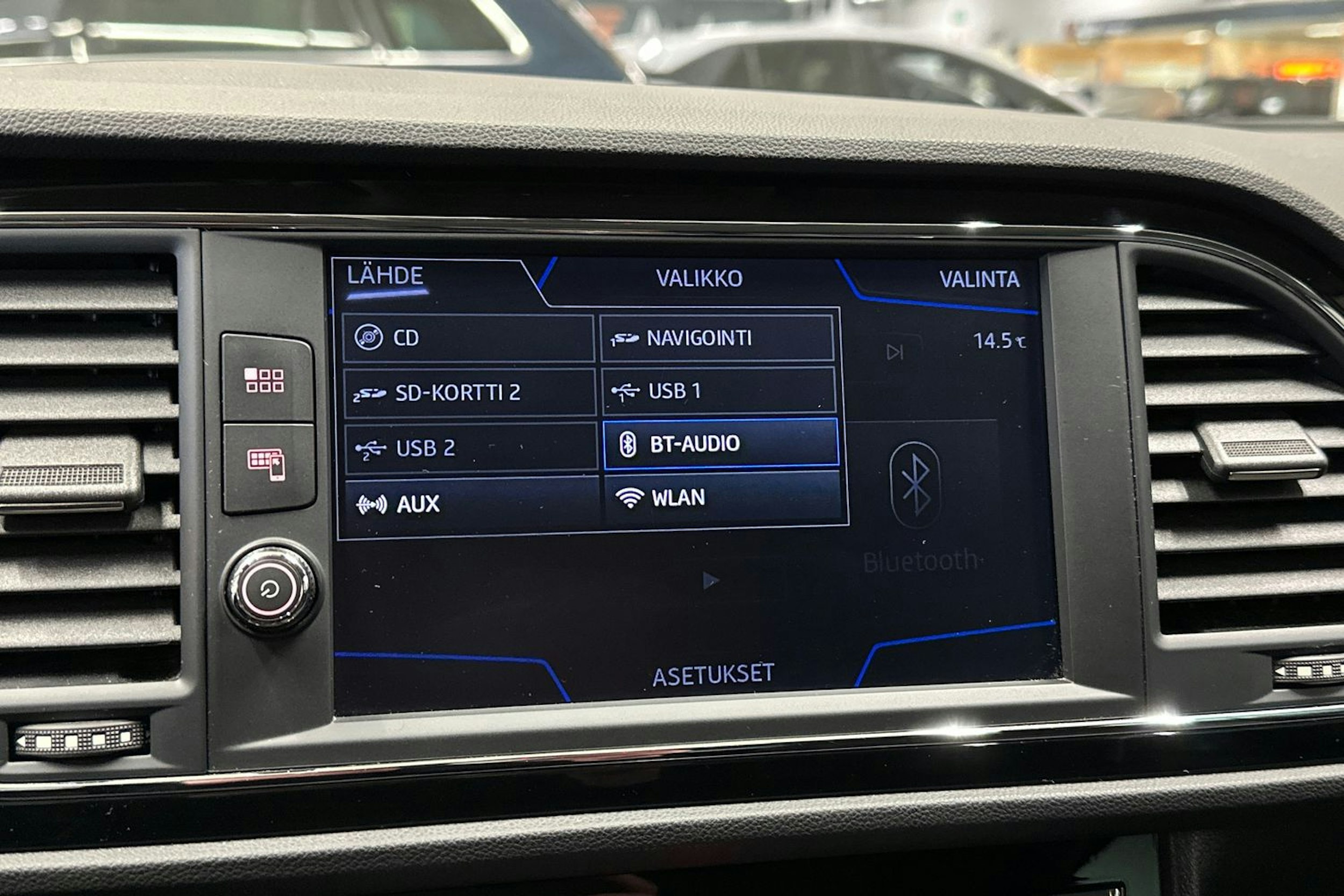 musta SEAT Leon Sportourer ST 2019 kuva 18.