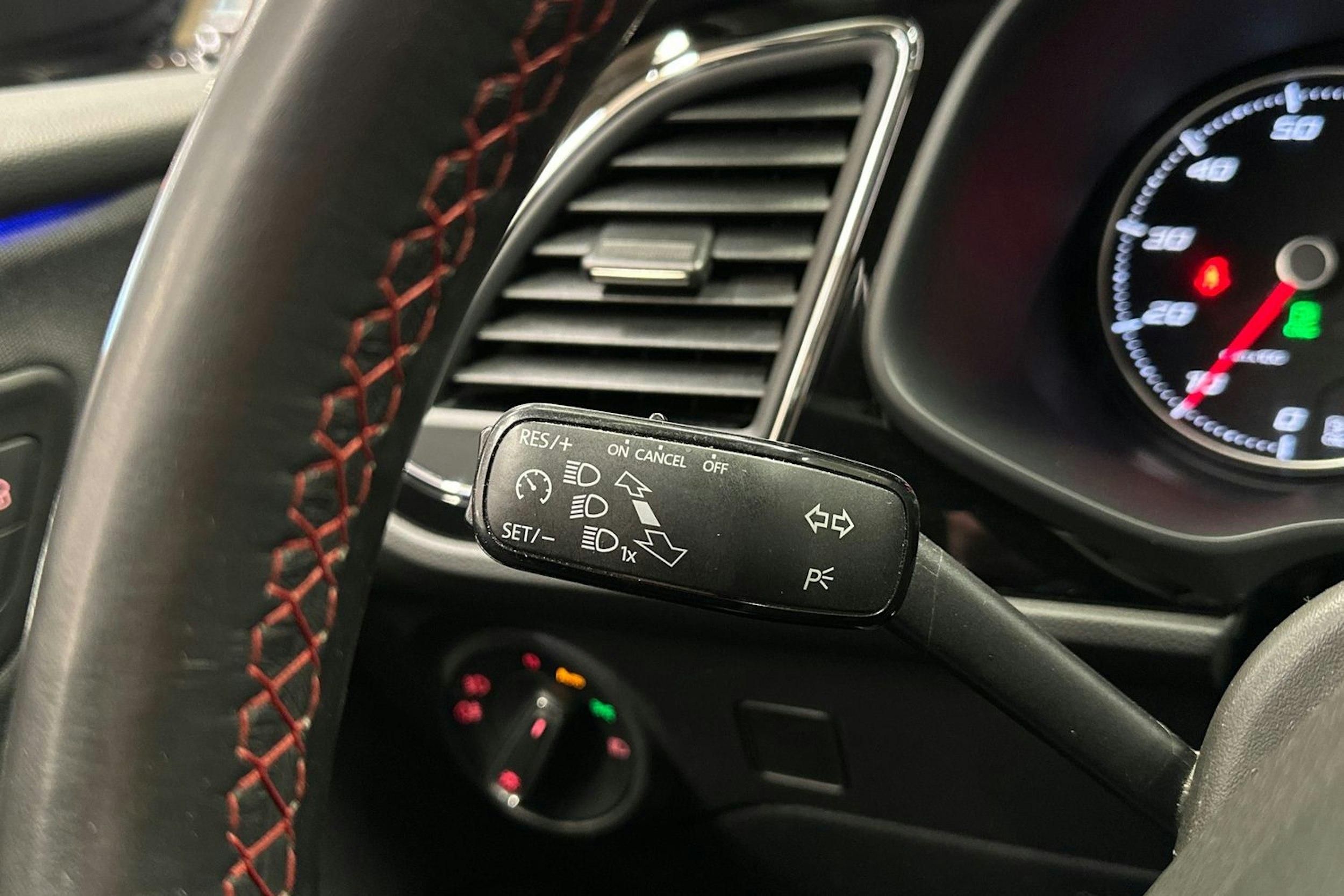 musta SEAT Leon Sportourer ST 2019 kuva 22.