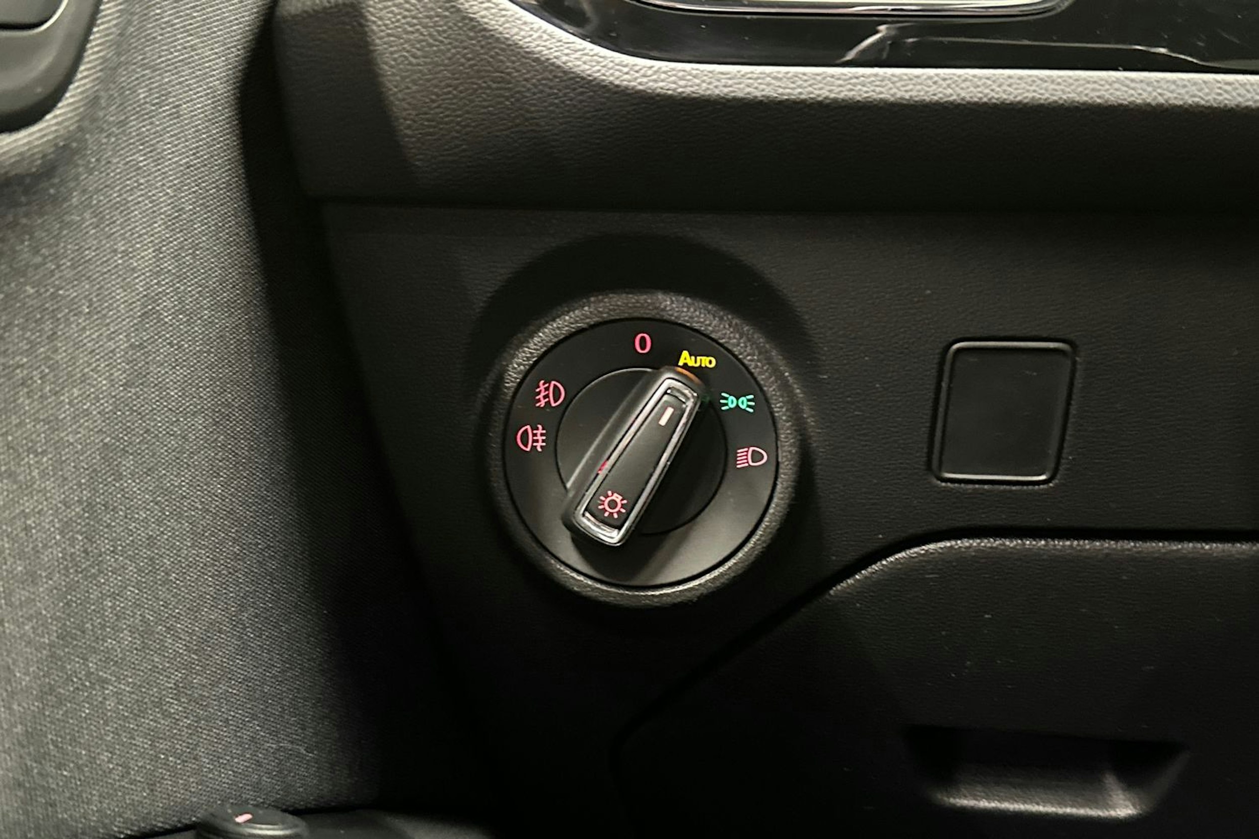 musta SEAT Leon Sportourer ST 2019 kuva 26.