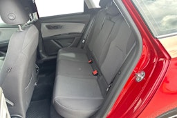 punainen SEAT Leon Sportourer ST 2019 kuva 10.