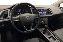 Punainen SEAT Leon Sportourer ST 2020 kuva 6.