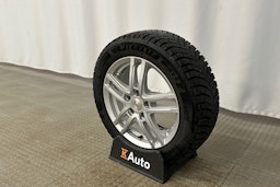 valkoinen SEAT Leon Sportstourer 2020 kuva 13.