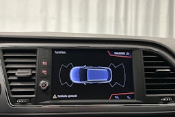 valkoinen SEAT Leon Sportstourer 2020 kuva 23.