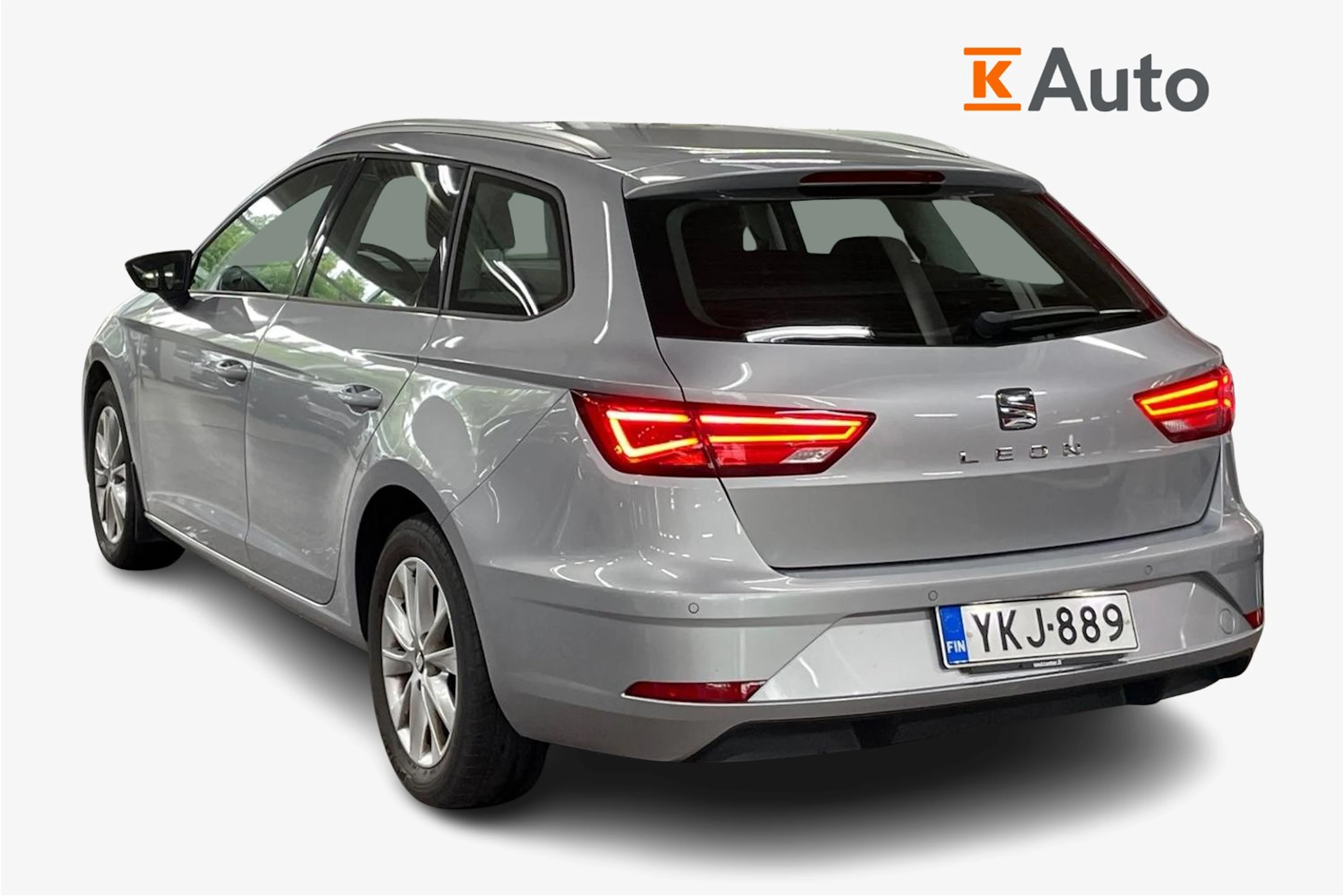 Hopea SEAT Leon Sportourer ST 2020 kuva 2.
