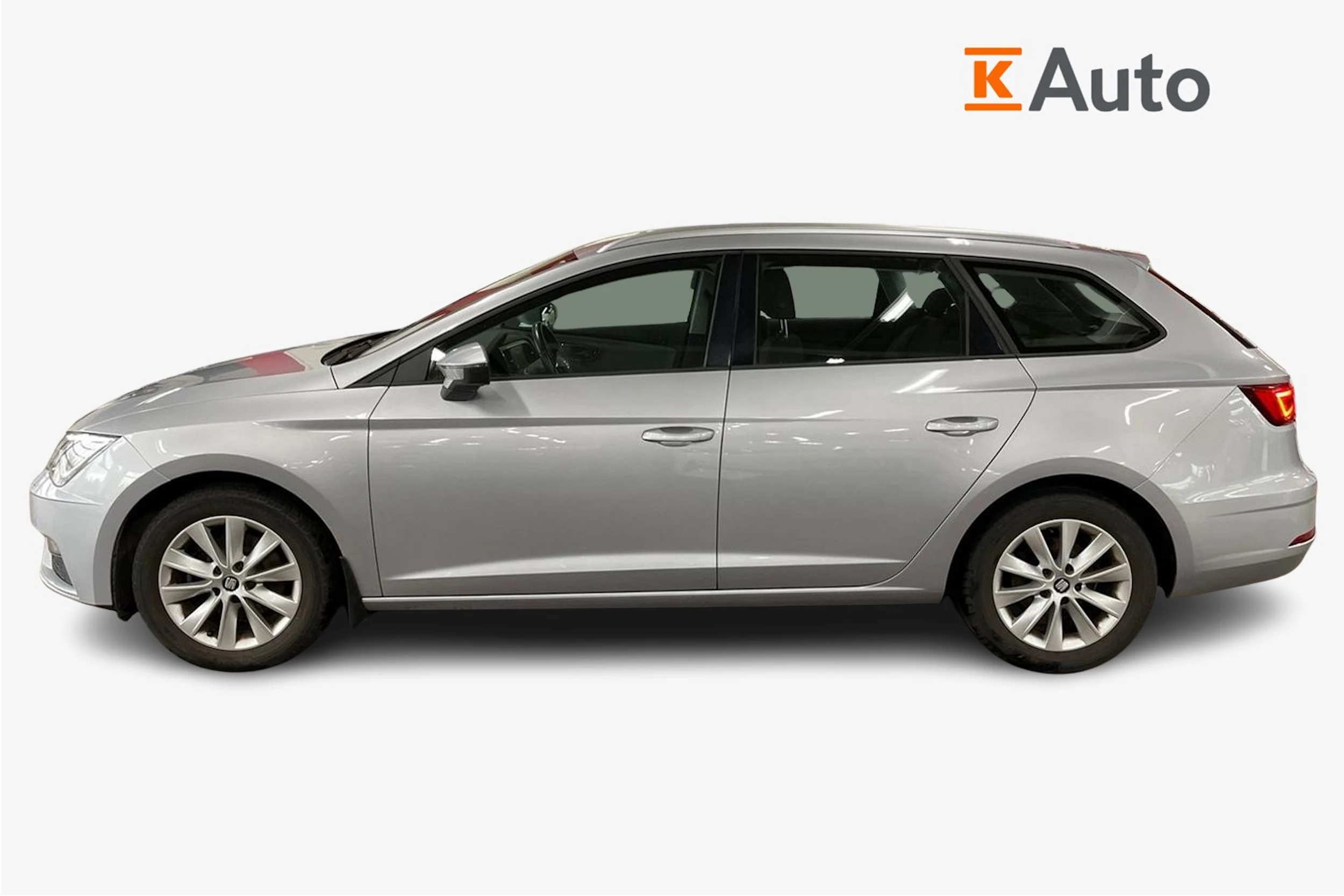 Hopea SEAT Leon Sportourer ST 2020 kuva 5.