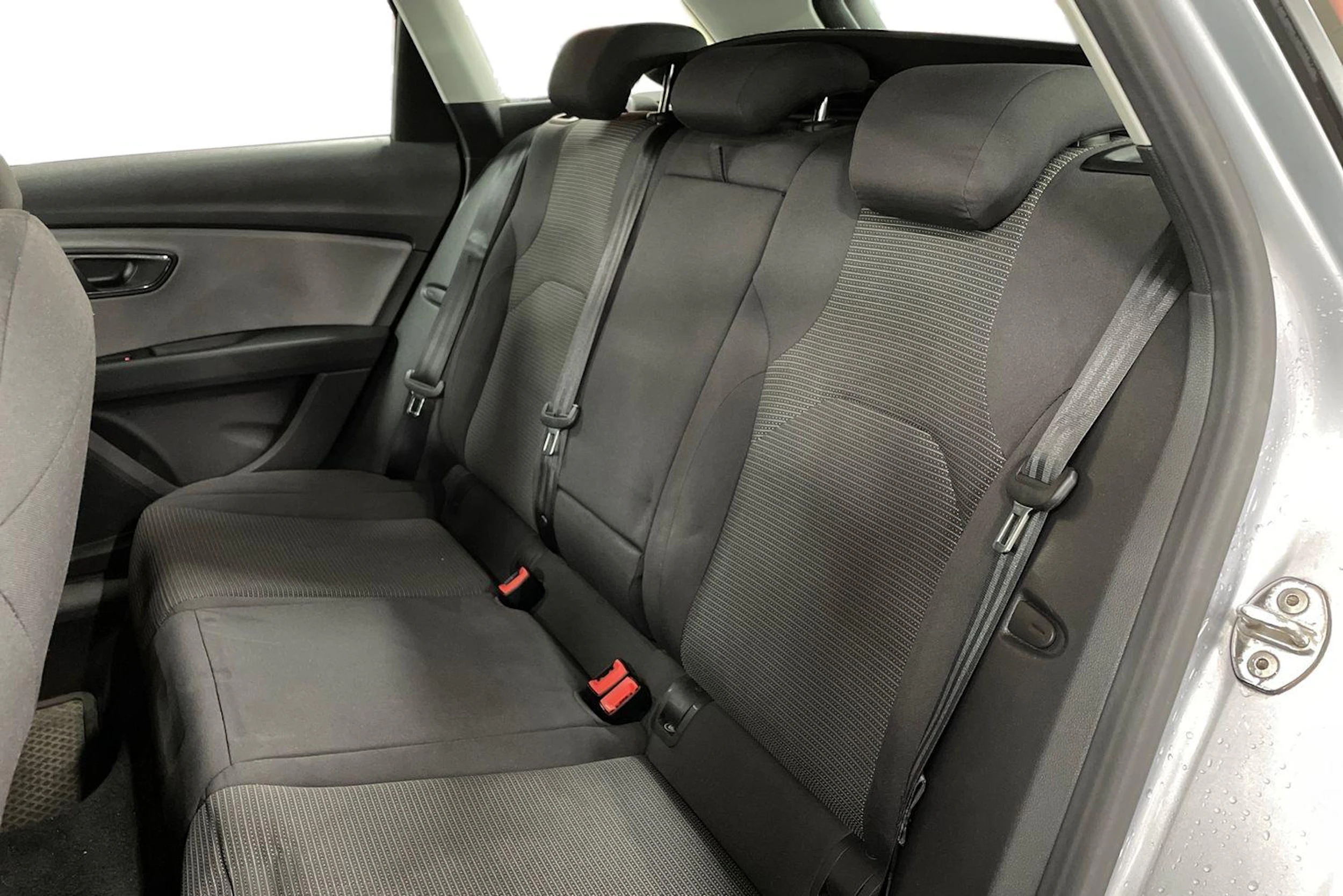 Hopea SEAT Leon Sportourer ST 2020 kuva 8.