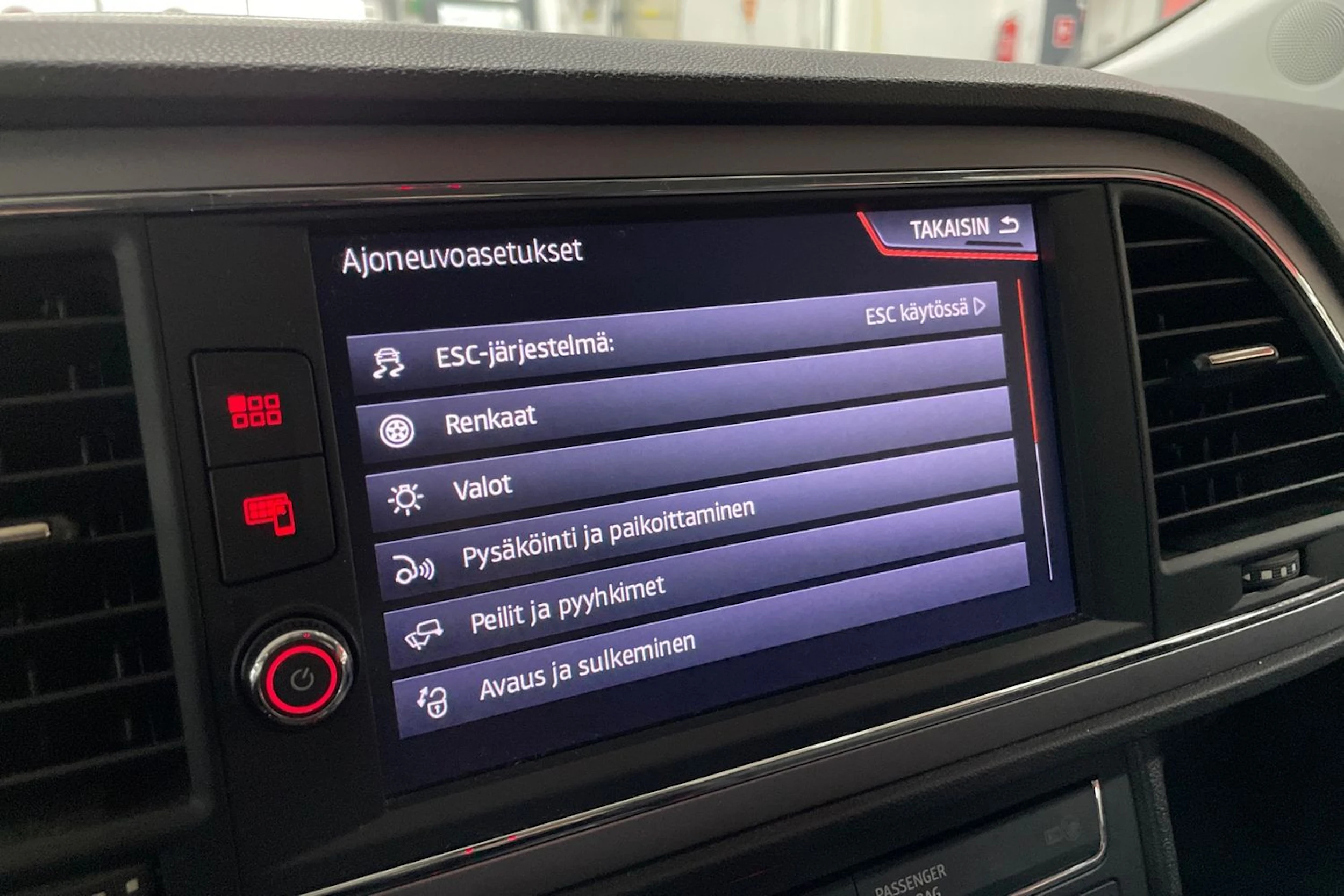 Hopea SEAT Leon Sportourer ST 2020 kuva 18.