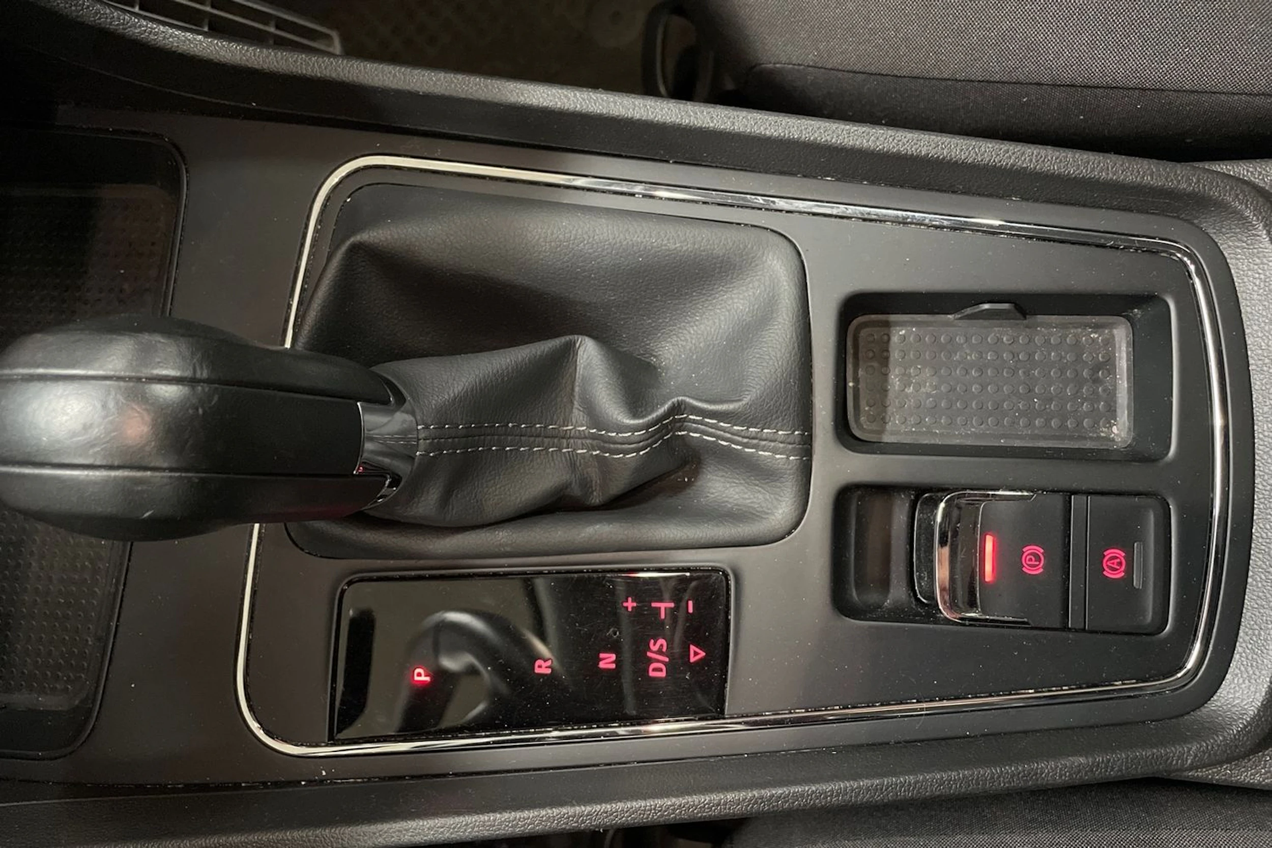 Hopea SEAT Leon Sportourer ST 2020 kuva 22.