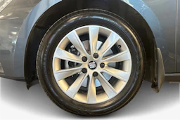 Harmaa SEAT Leon Sportourer ST 2020 kuva 12.