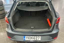 Harmaa SEAT Leon Sportourer ST 2020 kuva 21.