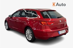 Punainen SEAT Leon Sportourer ST 2020 kuva 2.