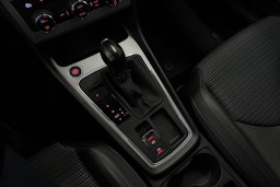 Punainen SEAT Leon Sportourer ST 2020 kuva 25.