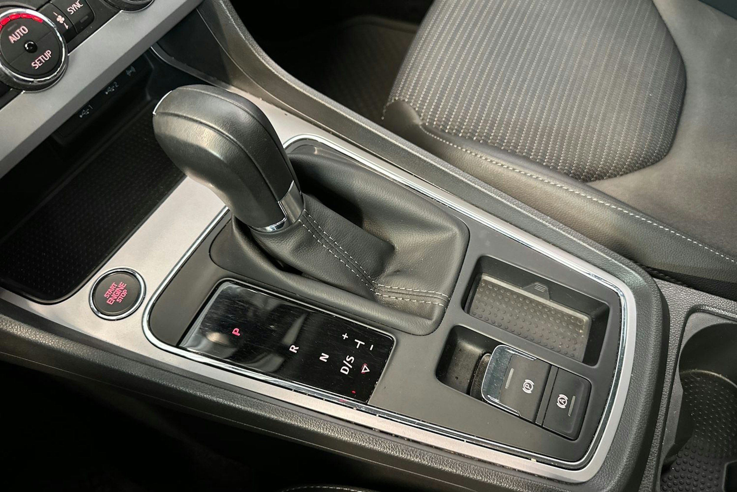 met. harmaa SEAT Leon Sportourer ST 2020 kuva 22.
