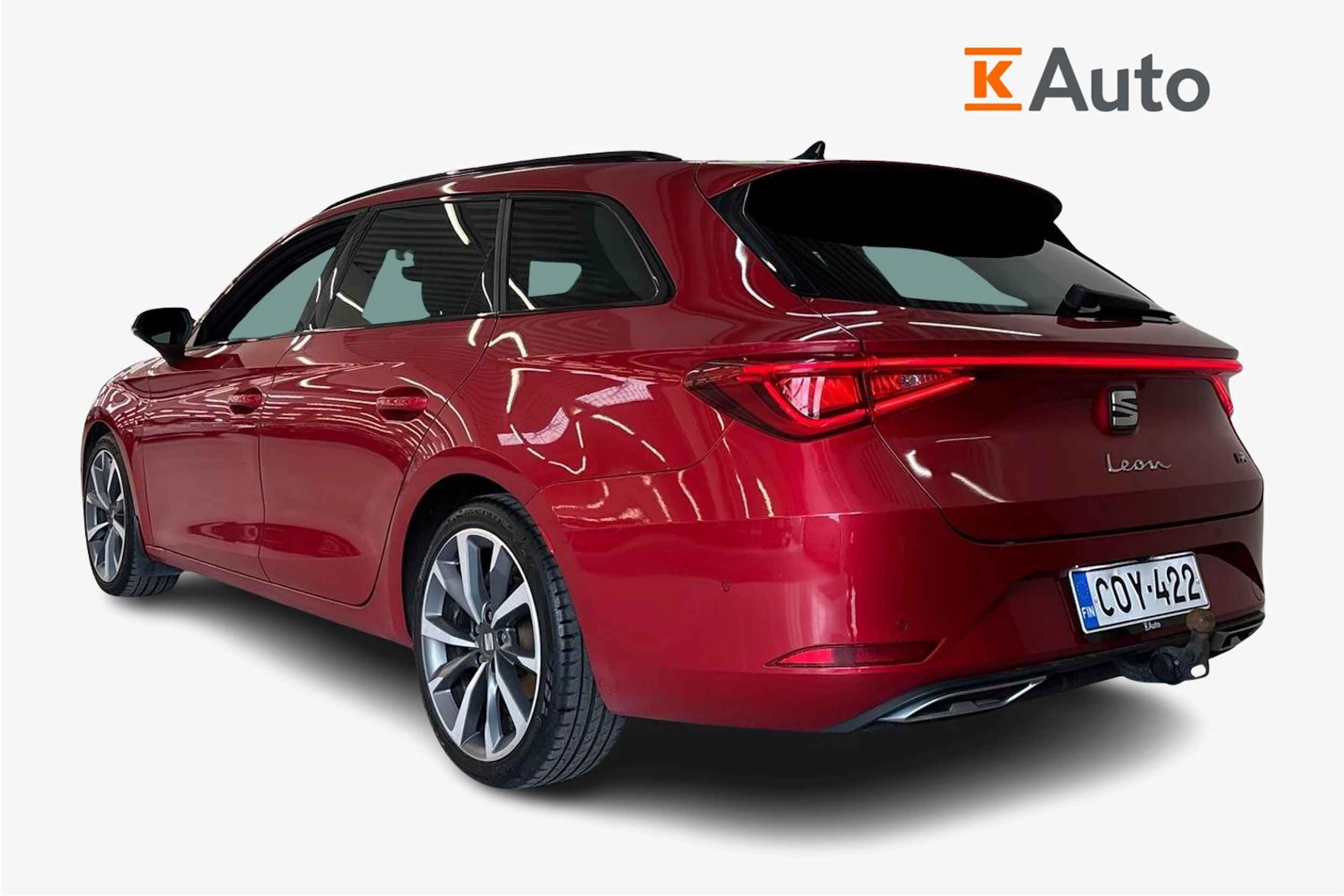 punainen SEAT Leon Sportstourer 2020 kuva 3.