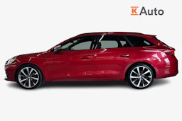 punainen SEAT Leon Sportstourer 2020 kuva 7.