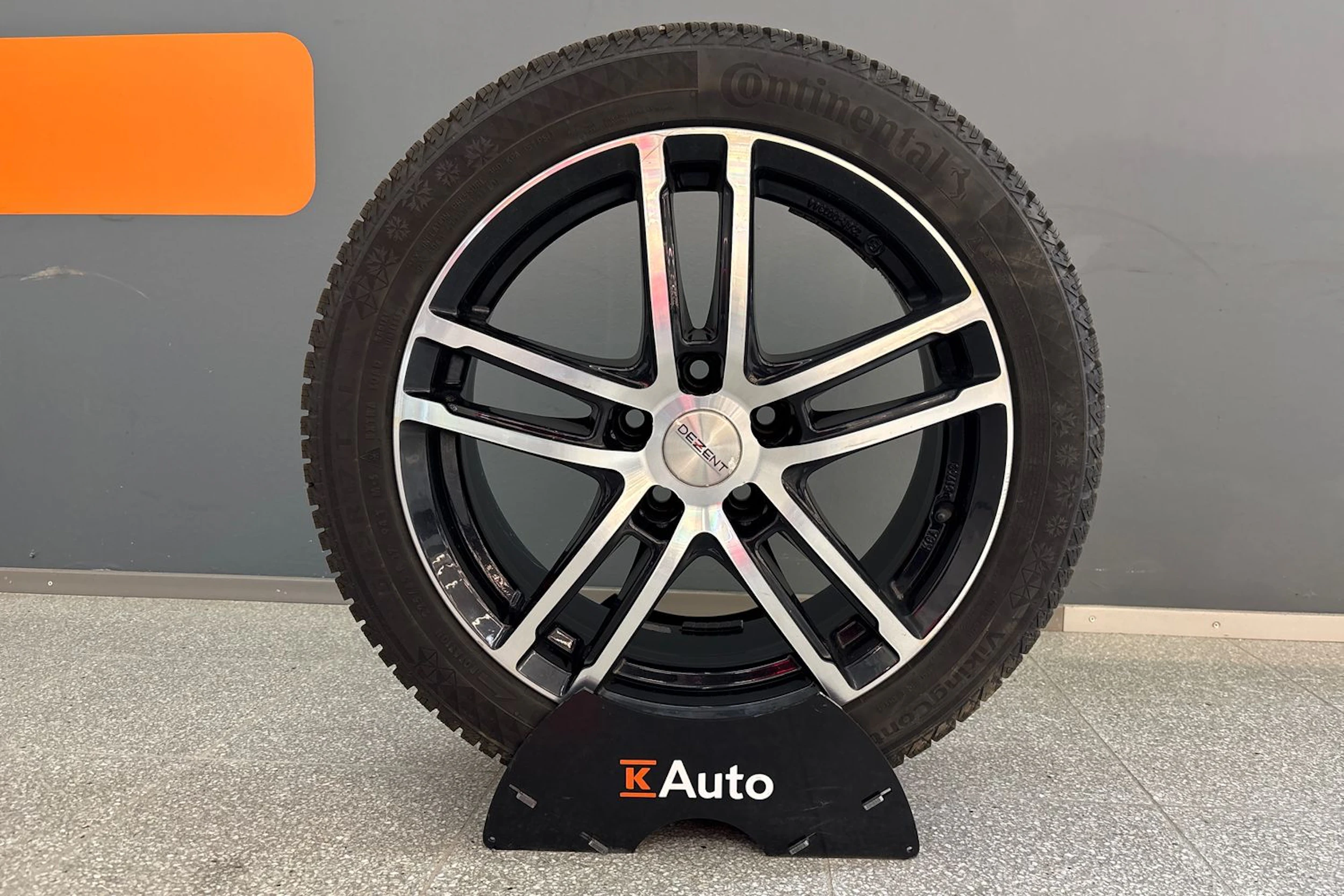 punainen SEAT Leon Sportstourer 2020 kuva 15.