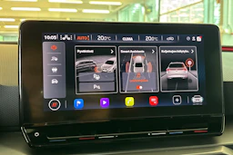 punainen SEAT Leon Sportstourer 2020 kuva 22.