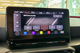 punainen SEAT Leon Sportstourer 2020 kuva 23.