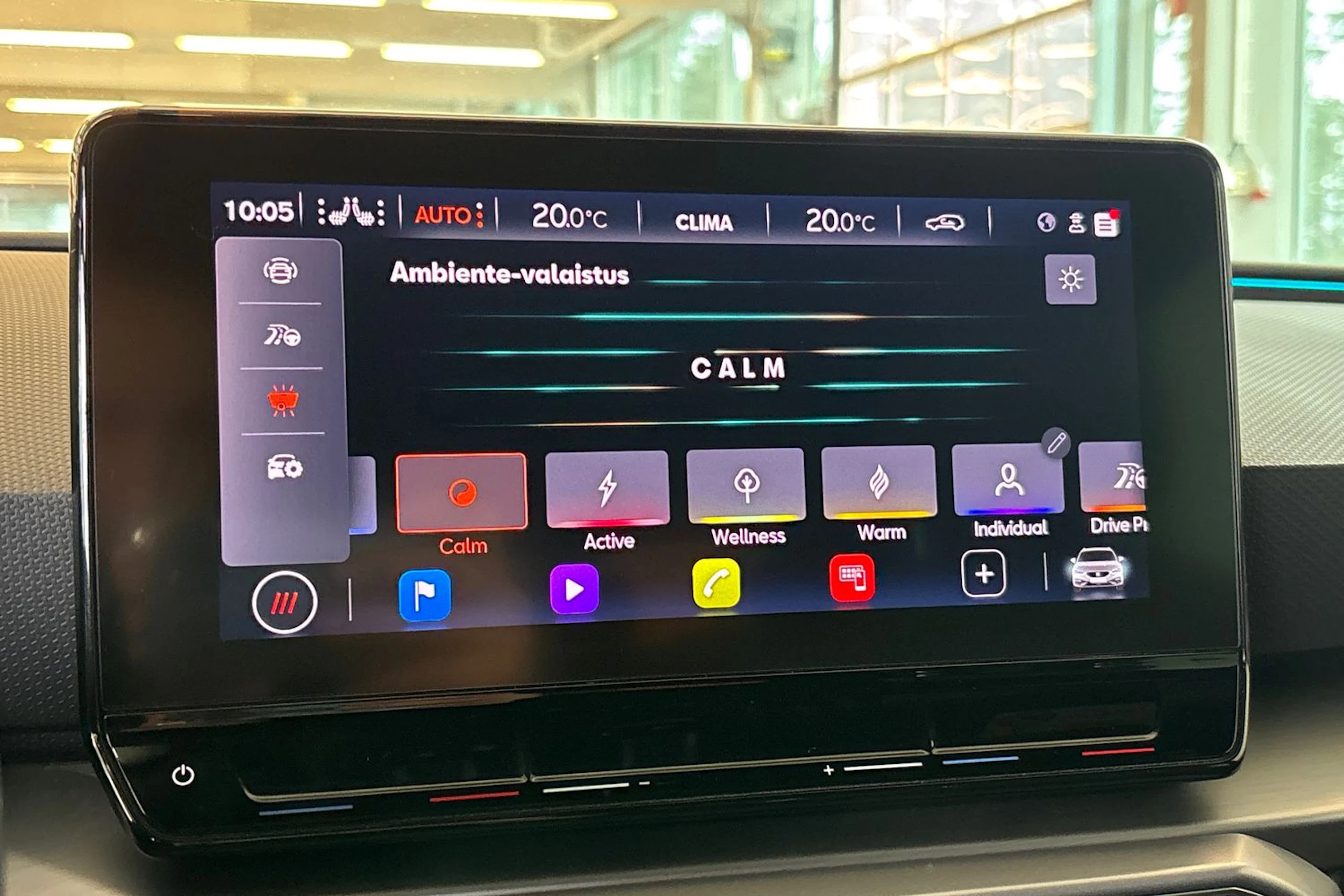 punainen SEAT Leon Sportstourer 2020 kuva 24.