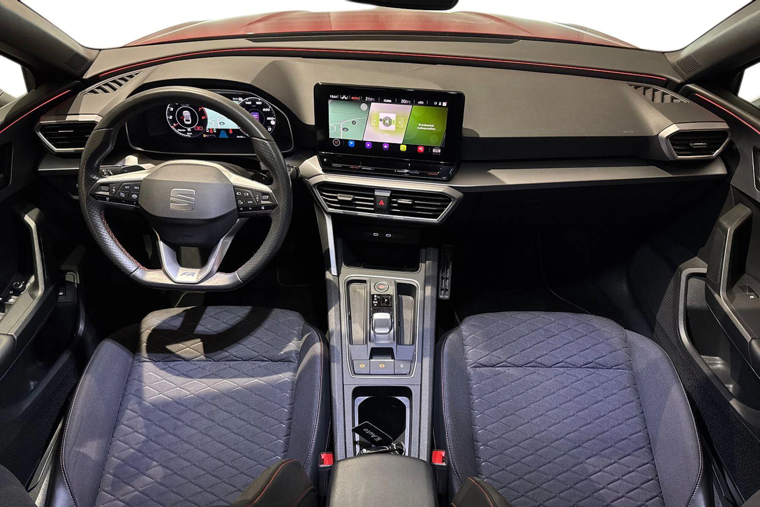 punainen SEAT Leon Sportstourer 2020 kuva 7.