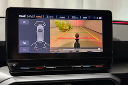 punainen SEAT Leon Sportstourer 2020 kuva 21.
