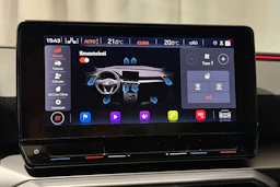punainen SEAT Leon Sportstourer 2020 kuva 24.