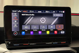 punainen SEAT Leon Sportstourer 2020 kuva 30.