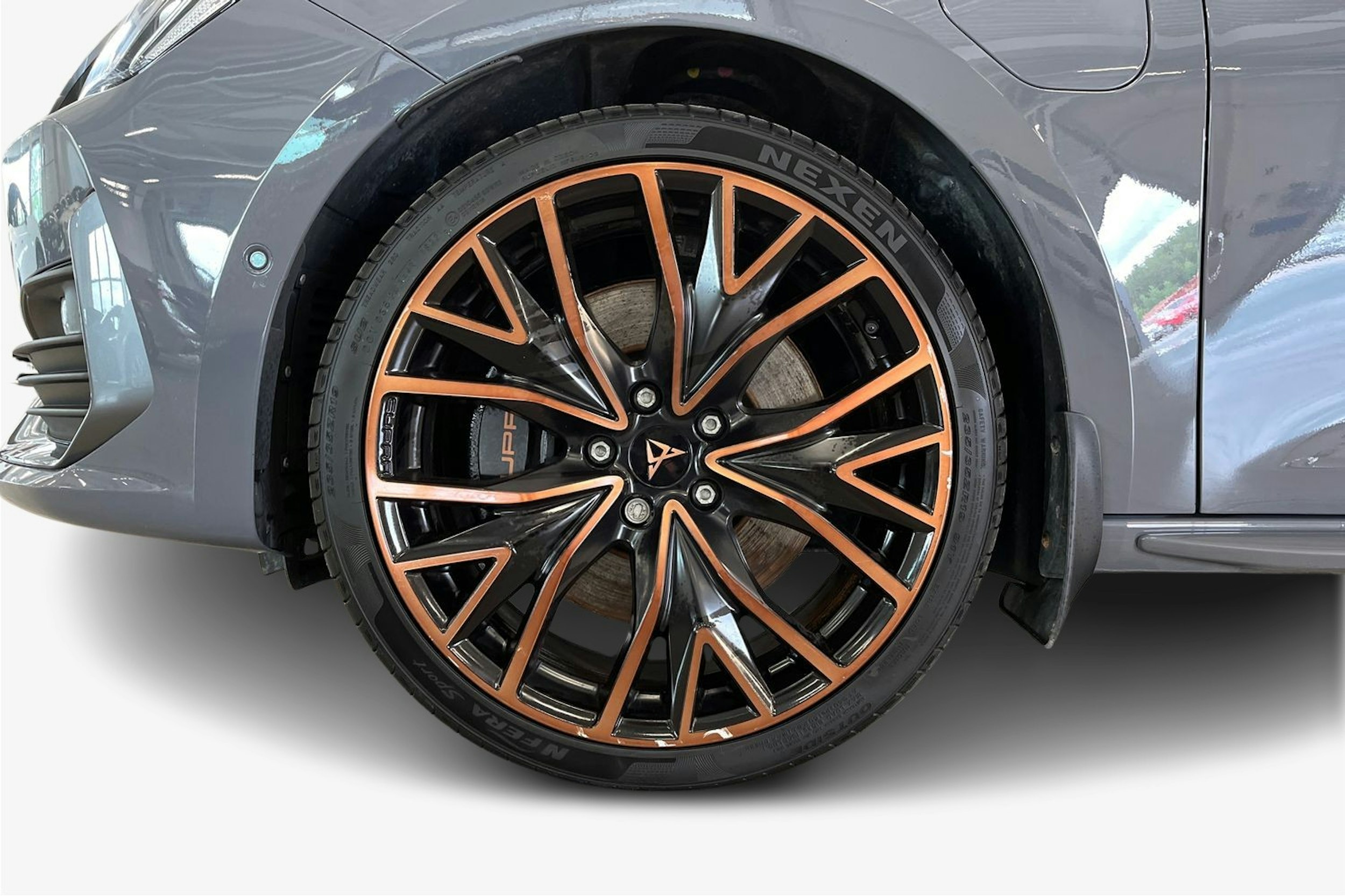 harmaa CUPRA Leon Sportstourer 2020 kuva 9.