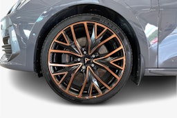 harmaa CUPRA Leon Sportstourer 2020 kuva 9.