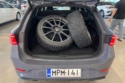 harmaa CUPRA Leon Sportstourer 2020 kuva 26.