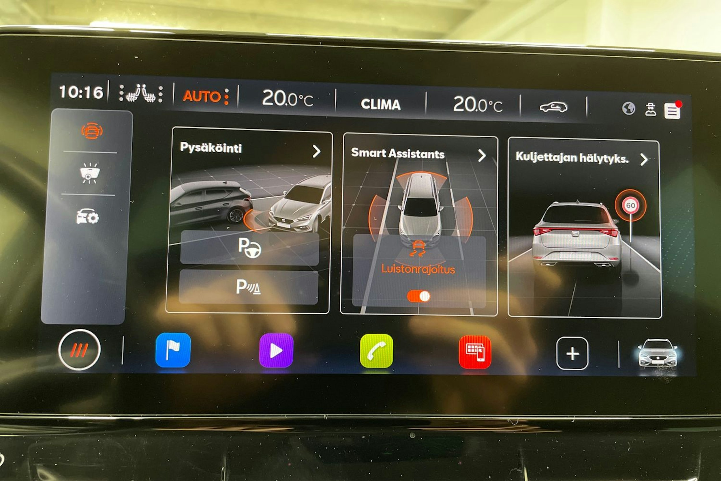 Valkoinen SEAT LEON SPORTSTOURER 2021 kuva 15.