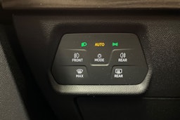 Valkoinen SEAT LEON SPORTSTOURER 2021 kuva 18.